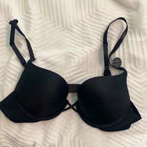 Victoria Secret bombshell bras (never worn)